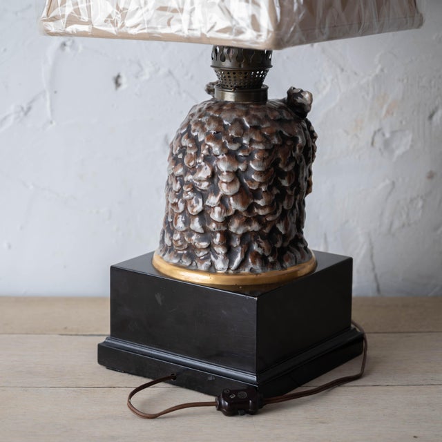 1880s Victorian Porcelain Owl Lamp For Sale - Image 9 of 14