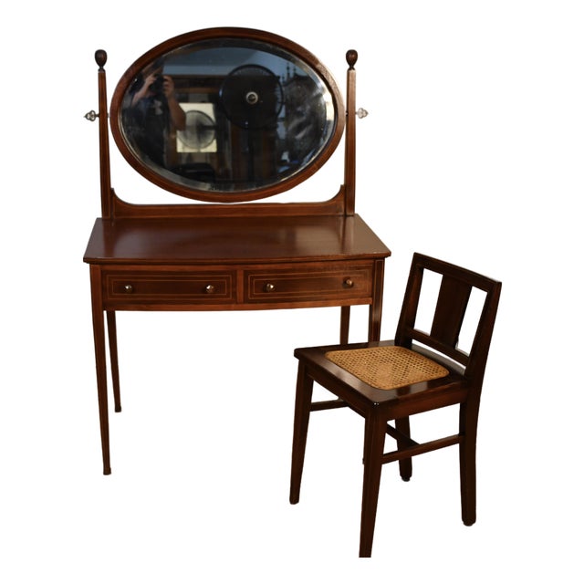 1900s Antique English Hepplewhite Mahogany Inlaid Vanity Desk Mirror and Chair For Sale