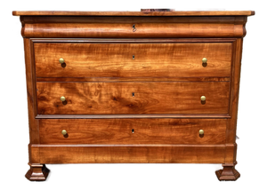 French 19th Century Louis Philippe Chestnut Commode / Chest of Drawers