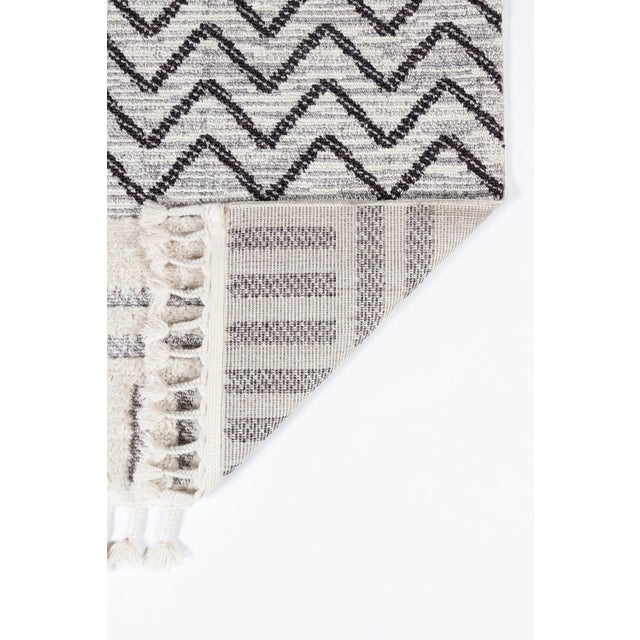 Momeni Odessa Giotto Grey 2'3" X 10' Runner For Sale In Atlanta - Image 6 of 8