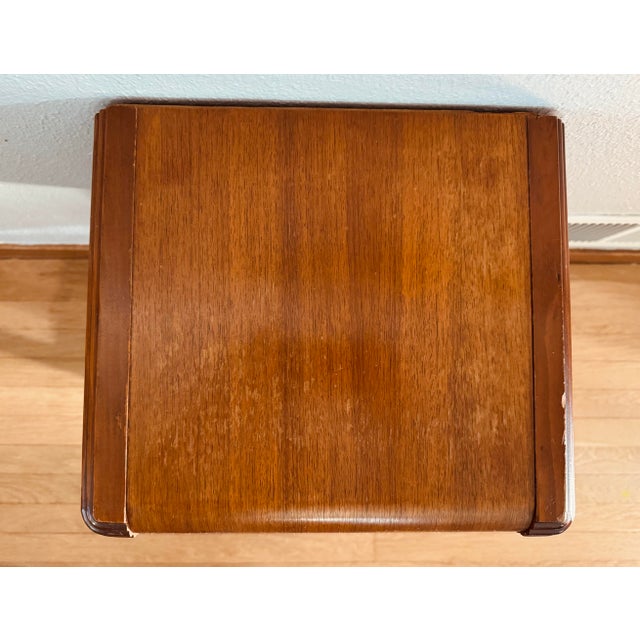 Wood 1930s Art Deco Walnut Nightstand With Brass & Lucite Pull – Harmony House, 1930s–40s For Sale - Image 7 of 15