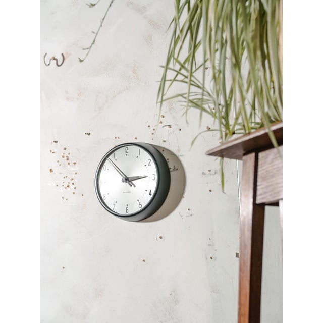 20th Century Satin Black Clock from Magneta for GPO, England, 1950s For Sale - Image 6 of 10
