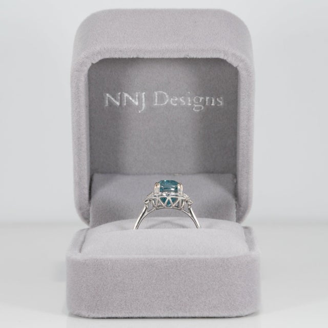 4.7Ct Cambodian Blue Zircon Ring With Natural Diamond Accents: Solid 14k Gold, Size 6.75 For Sale - Image 4 of 9