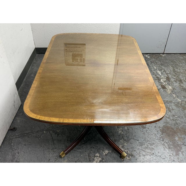 2000 - 2009 Georgian Satinwood + Mahogany Double Pedestal Dining Table For Sale - Image 5 of 12