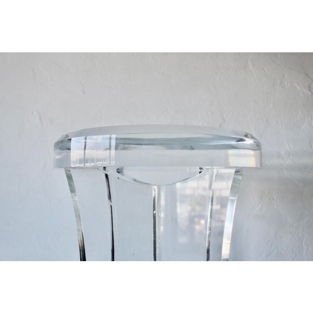 1970s Dorothy Thorpe Style Circular Seat "X" Base Heavy Lucite Acrylic Stool Vintage Mid Century For Sale - Image 11 of 18
