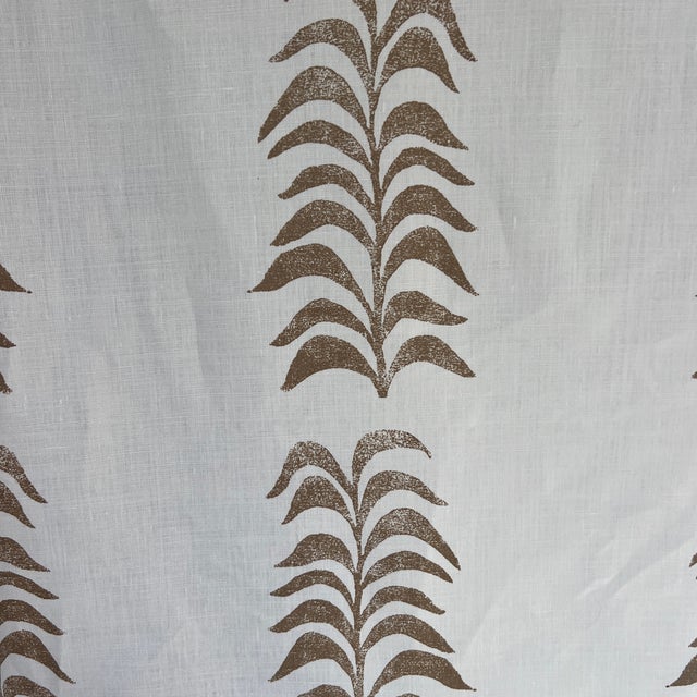 Heather Chadduck Grande Frond in Caramel Linen Fabric- 2 Yards For Sale In New York - Image 6 of 8