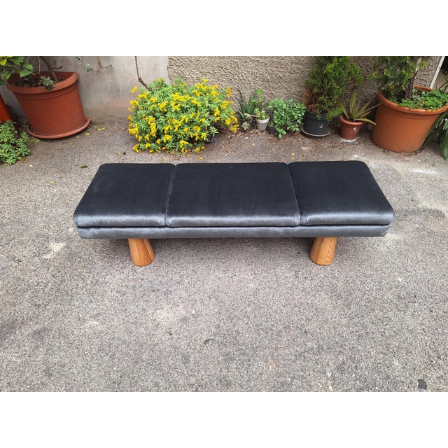 Bench in Electric Grey Velvet with Conical Wooden Legs, 1990s For Sale - Image 9 of 12