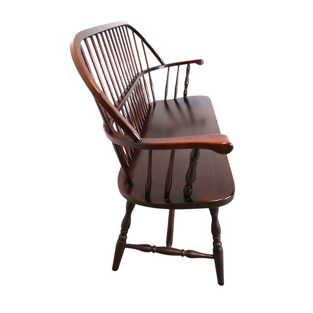 Nichols & Stone Vintage American Continuous Bow Poplar Windsor Settee Bench For Sale - Image 4 of 7