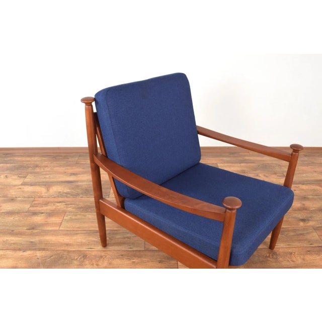 Mid-Century Modern Danish Lounge Chair, 1960s For Sale - Image 11 of 12