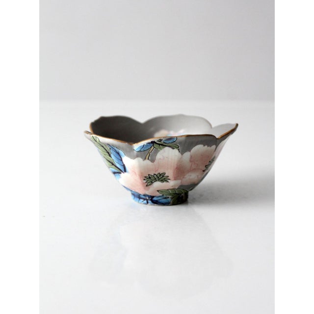 Vintage Japanese Porcelain Floral Bowl For Sale - Image 6 of 11
