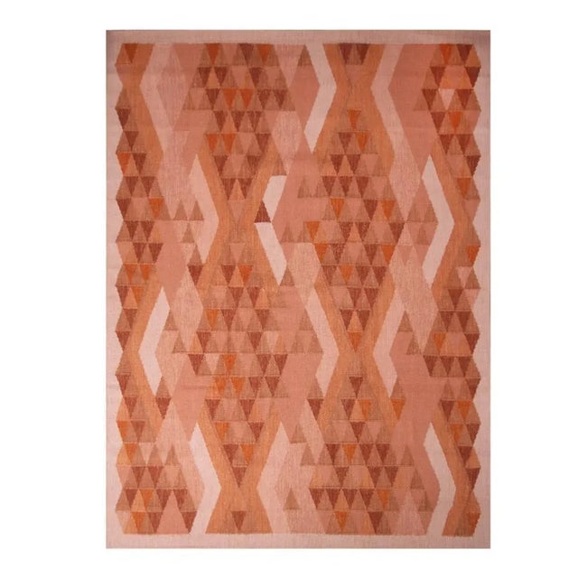 Looking for a custom size? For more information on customization capabilities, please reach out to custom@chairish.com....