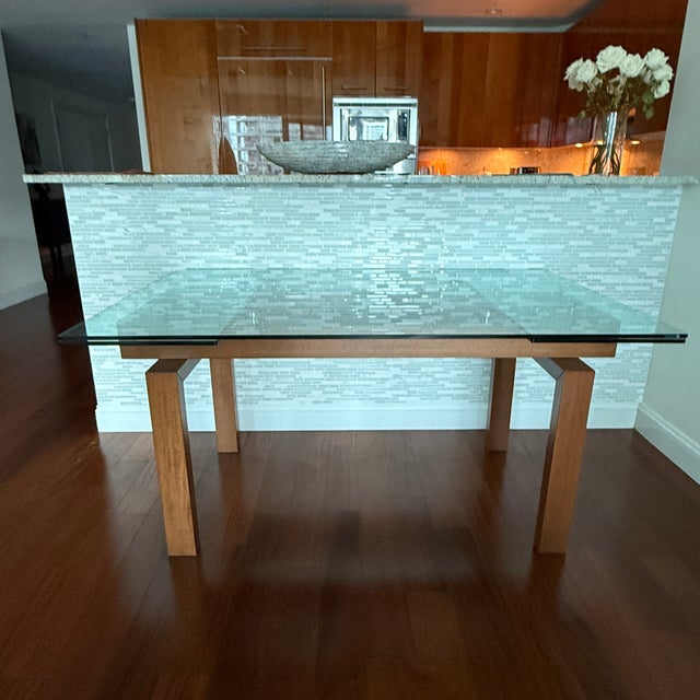 Calligaris Modern Levante Extension Dining Table This table is GORGEOUS and perfect for rooms where compact design is...