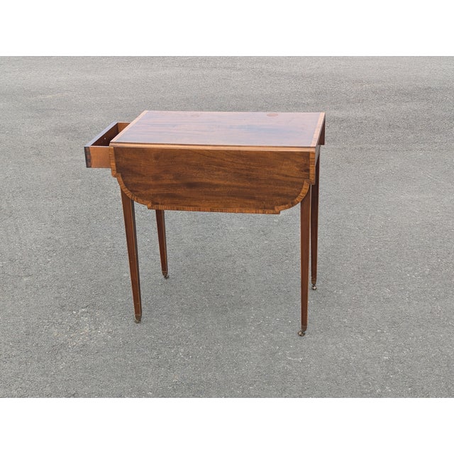 Early 20th Century Federal Mahogany Inlaid Pembroke Drop-Leaf Table For Sale - Image 9 of 11