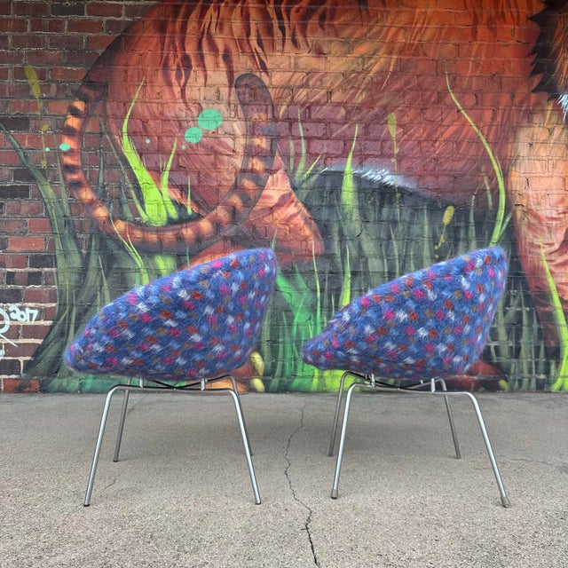 Arne Jacobsen Pair of Arne Jacobsen Pot Chairs For Sale - Image 4 of 12