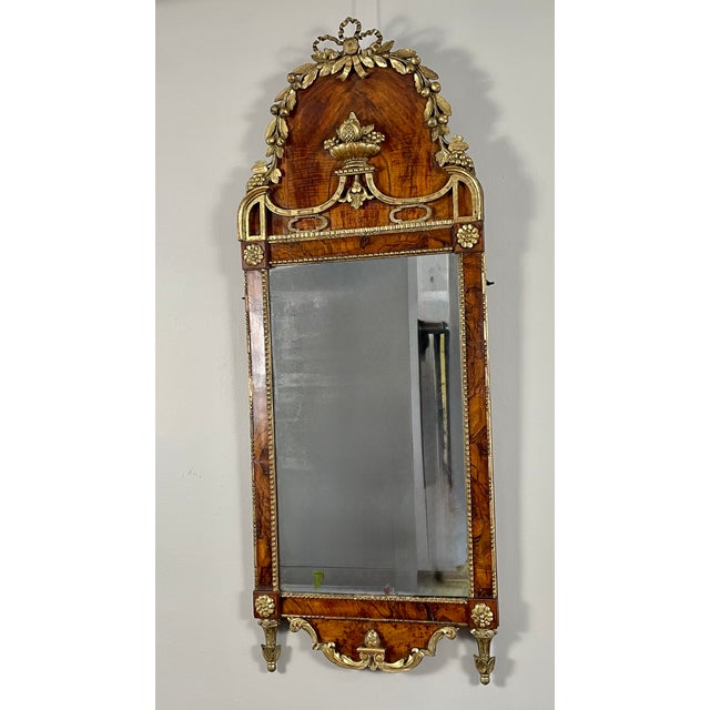 Wood 18th Century English Walnut & Gilt Pier Mirror For Sale - Image 7 of 17