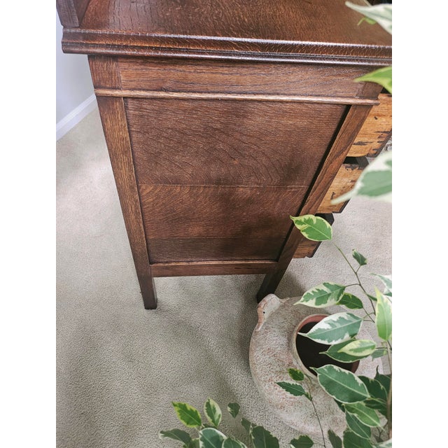 Wood 1910s American Golden Oak Three-Drawer Chest/Dresser For Sale - Image 7 of 11