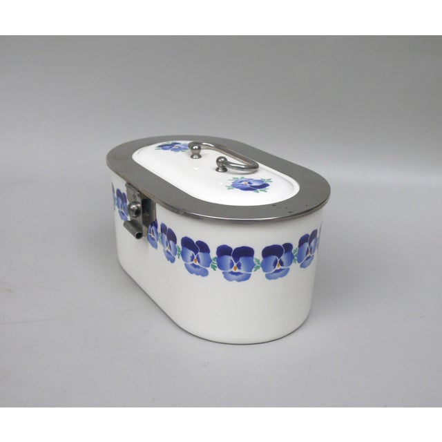 19th Century Art Nouveau Ceramic Cookie Tin with Pansy by Wächtersbach for WMF, 1890s For Sale - Image 5 of 18