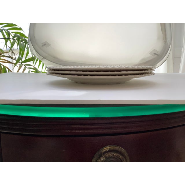 English Set of 3 Mid 20th Century English Fine China Plates For Sale - Image 3 of 12