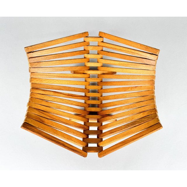 Vintage wooden fruit basket in good condition. Beautiful midcentury decoration.