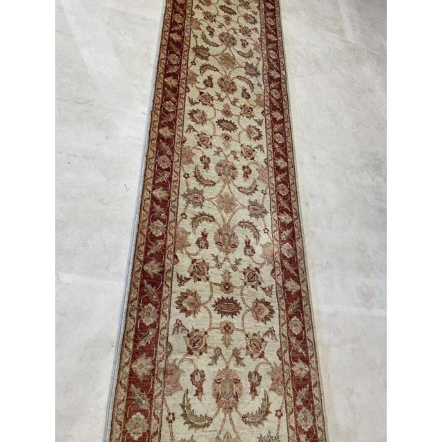 Middle Eastern Rug in Wool For Sale - Image 6 of 10