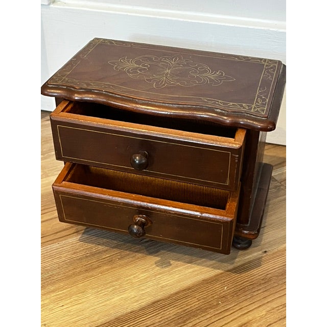Vintage Jewlery Music Box For Sale - Image 9 of 9