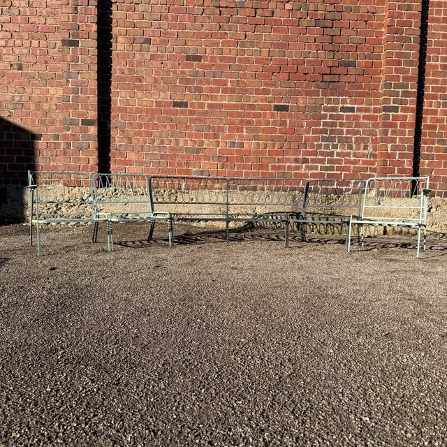 Mid-Century Modern Iron "Ribbon" 5 Piece Sectional Settee Designed by Maurizio Tempestini for John Salterini For Sale In Cleveland - Image 6 of 10