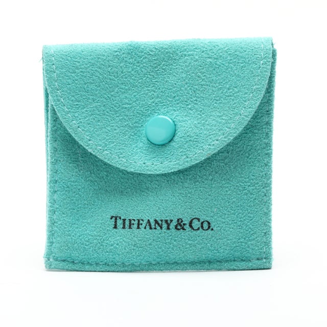 Tiffany and Co. 1990s Tiffany & Co Heart Link Bracelet, Sterling Silver, Length 7 Inches For Sale - Image 4 of 6