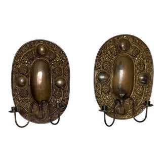 Early American 19th Century Hammered Brass Double Arm Wall Sconces - Set of 2 For Sale