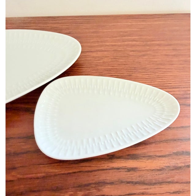 1960s Small German Hutschenreuther Trays, 1960s, Set of 2 For Sale - Image 5 of 11