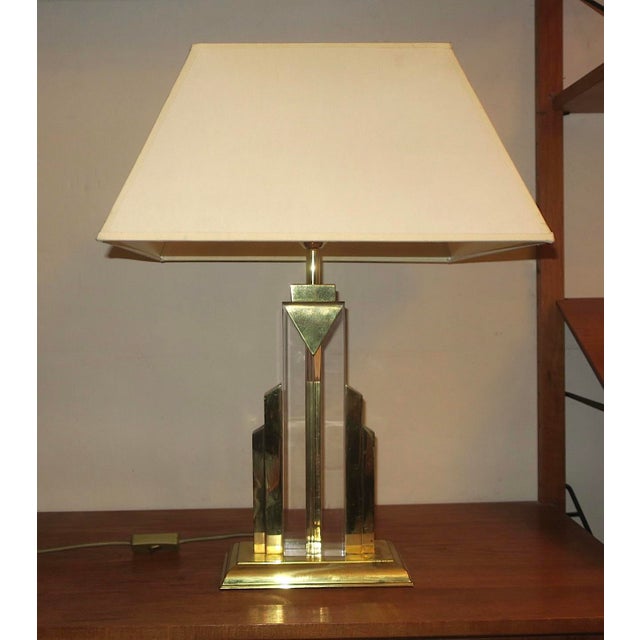 Hollywood Regency Skyscraper Table Lamp in Brass and Acrylic, 1970s For Sale - Image 11 of 11
