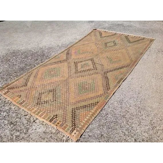 Turkish Vintage Turkish Kilim Rug - 5′4″ × 10′4″ X For Sale - Image 3 of 6