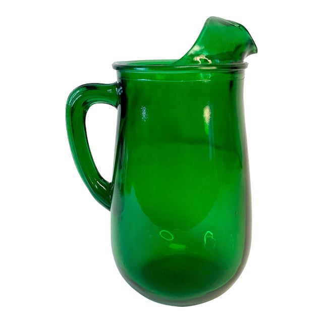 1950s Vintage Art Deco Boho Chic Americana Anchor Hooking Green Juice Pitcher. For Sale
