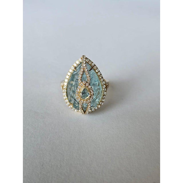 Art Deco Set in 18k Gold, Carved Aquamarine & Rose Cut Diamonds Cocktail Engagement Ring, Size 7 For Sale - Image 3 of 10