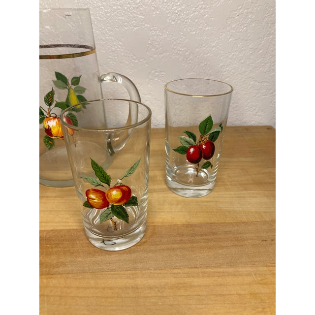 Mid-Century Modern 1960s Painted Fruit Juice Set – Pitcher & 4 Gold Rimmed Glasses For Sale - Image 3 of 6
