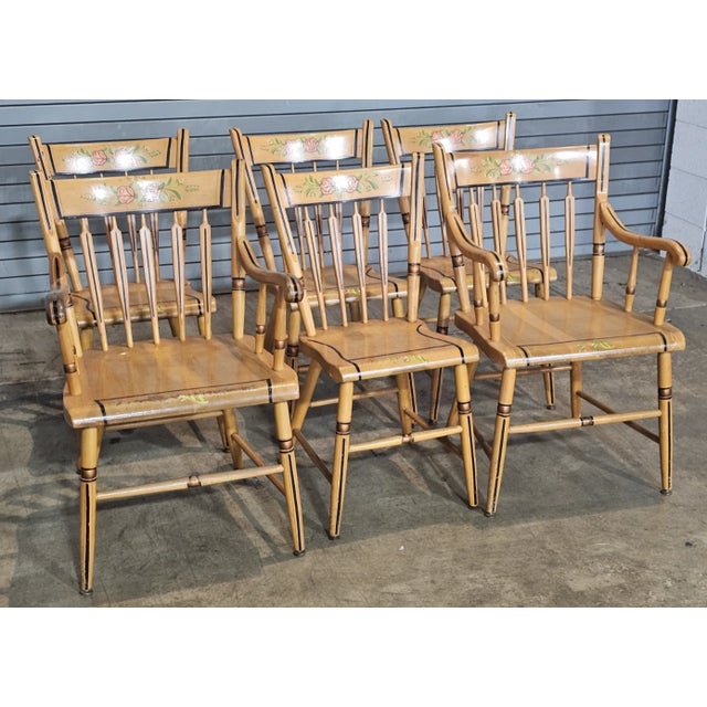 American Set of 6 Pennsylvania Dutch Maple Hitchcock Style Windsor Chairs Stenciled For Sale - Image 3 of 13