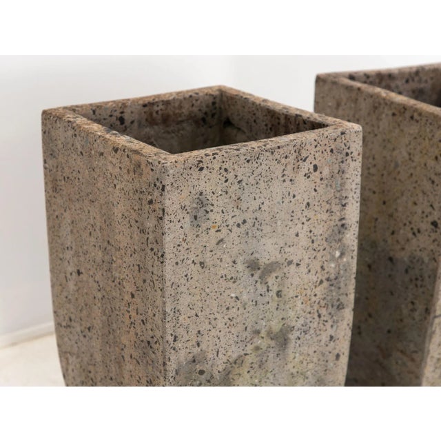 Sculpture Materials Brutalist Inspired Pair of Mixed Stone Planters, 20th Century For Sale - Image 7 of 9