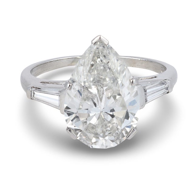 Contemporary Mid 20th Century Gia 6.10 Carat Pear Shape Diamond Platinum Engagement Ring, Size 9.5 For Sale - Image 3 of 7