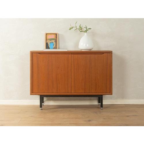 1960s dresser very good workmanship high-quality materials Solid wood edges Made in Denmark Width: 94 cm Height: 67 cm...