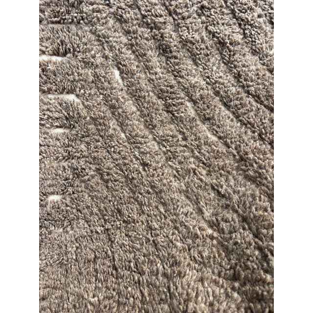 Moroccan Beni Ouarain Rug in Wool, 1990 For Sale - Image 9 of 11