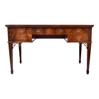 Hepplewhite Style Serpentine Leather Top Writing Desk For Sale