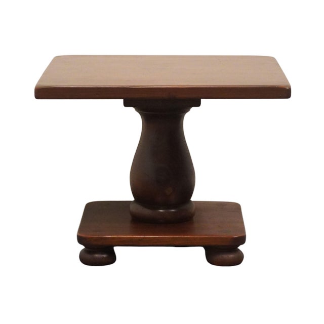Ethan Allen Ethan Allen Antiqued Pine Old Tavern Rustic Americana 23" Square Accent Bunching End Table 12-8001 For Sale - Image 4 of 10