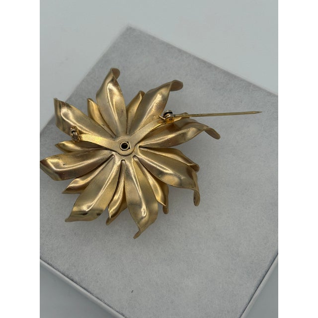 Metal Vintage Gold Tone Sunburst Flower Brooch With Faux Pearl For Sale - Image 7 of 8