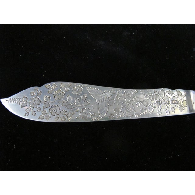 English Victorian Engraved Butterfly Sterling Silver Fish Knife Fork Set in Case For Sale - Image 4 of 11