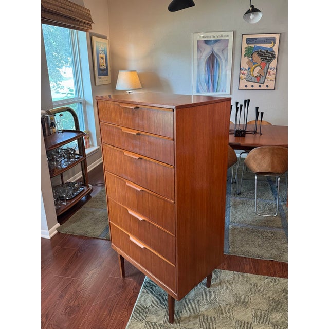 A Mid Century Modern Tallboy in Teak by Austinsuite, Circa 1960s, Attributed For Sale - Image 10 of 12