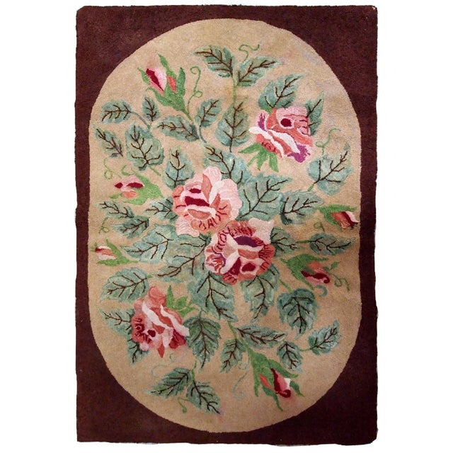 1900s Handmade Antique American Hooked Rug For Sale In New York - Image 6 of 6