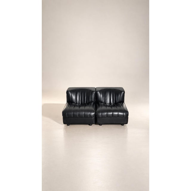 Black Leather 9000 Modular Sofa by Tito Agnoli for Mobilier International, 1975, Set of 2 For Sale - Image 6 of 18