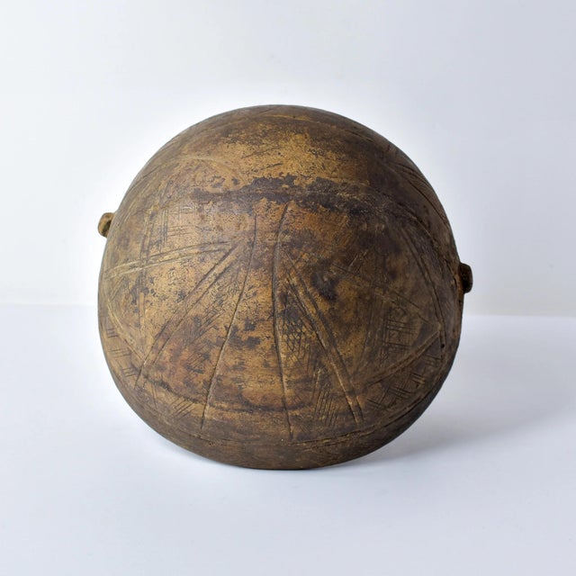 Brown Early 20th Century Nupe Wood Bowl Nigeria For Sale - Image 8 of 13