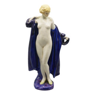 The Bather HN687 Figure from Royal Doulton, 1920s For Sale