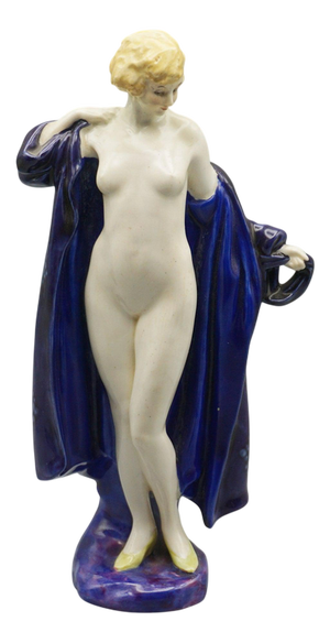 The Bather HN687 Figure from Royal Doulton, 1920s