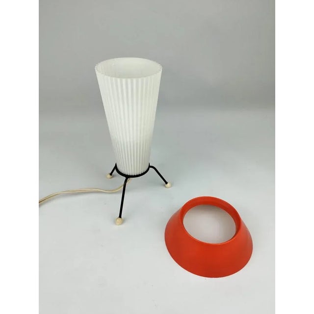 Small Tripod Table Lamp in Plastic, 1950s For Sale - Image 6 of 8